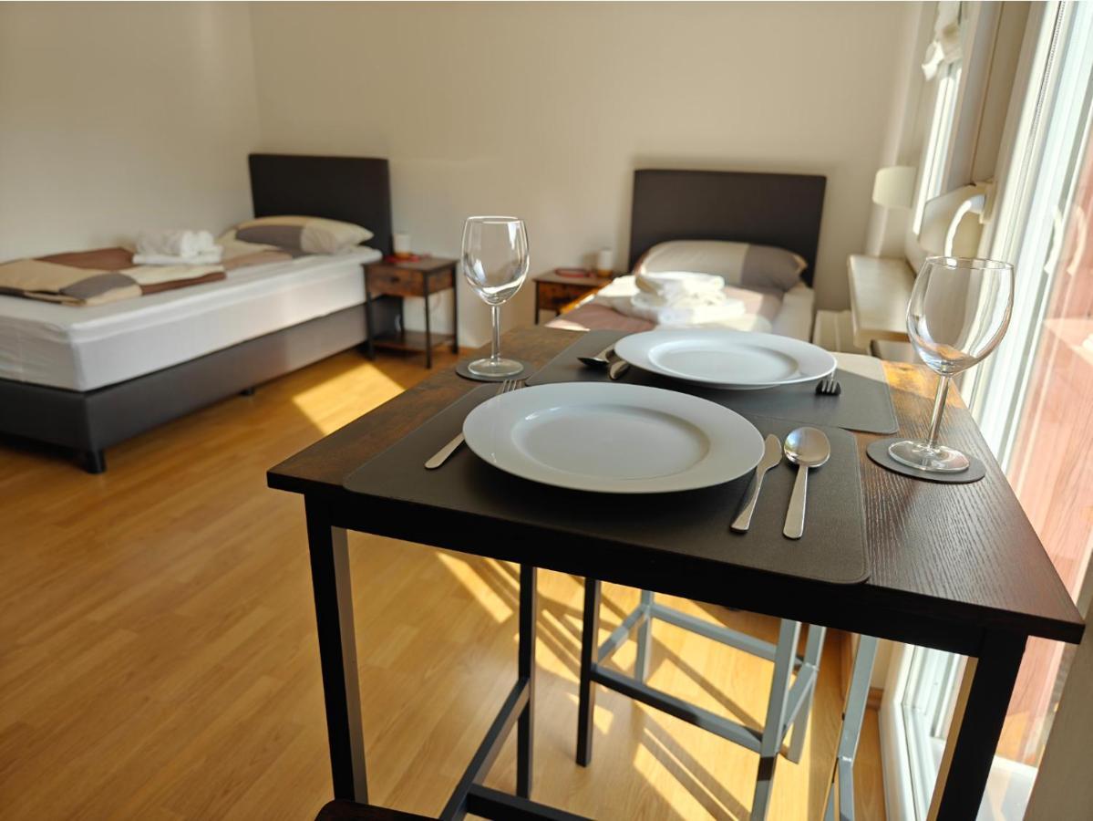 2Br Apartment, Parking, Wi-Fi, Tv In Berlin Karow Berlim Exterior foto