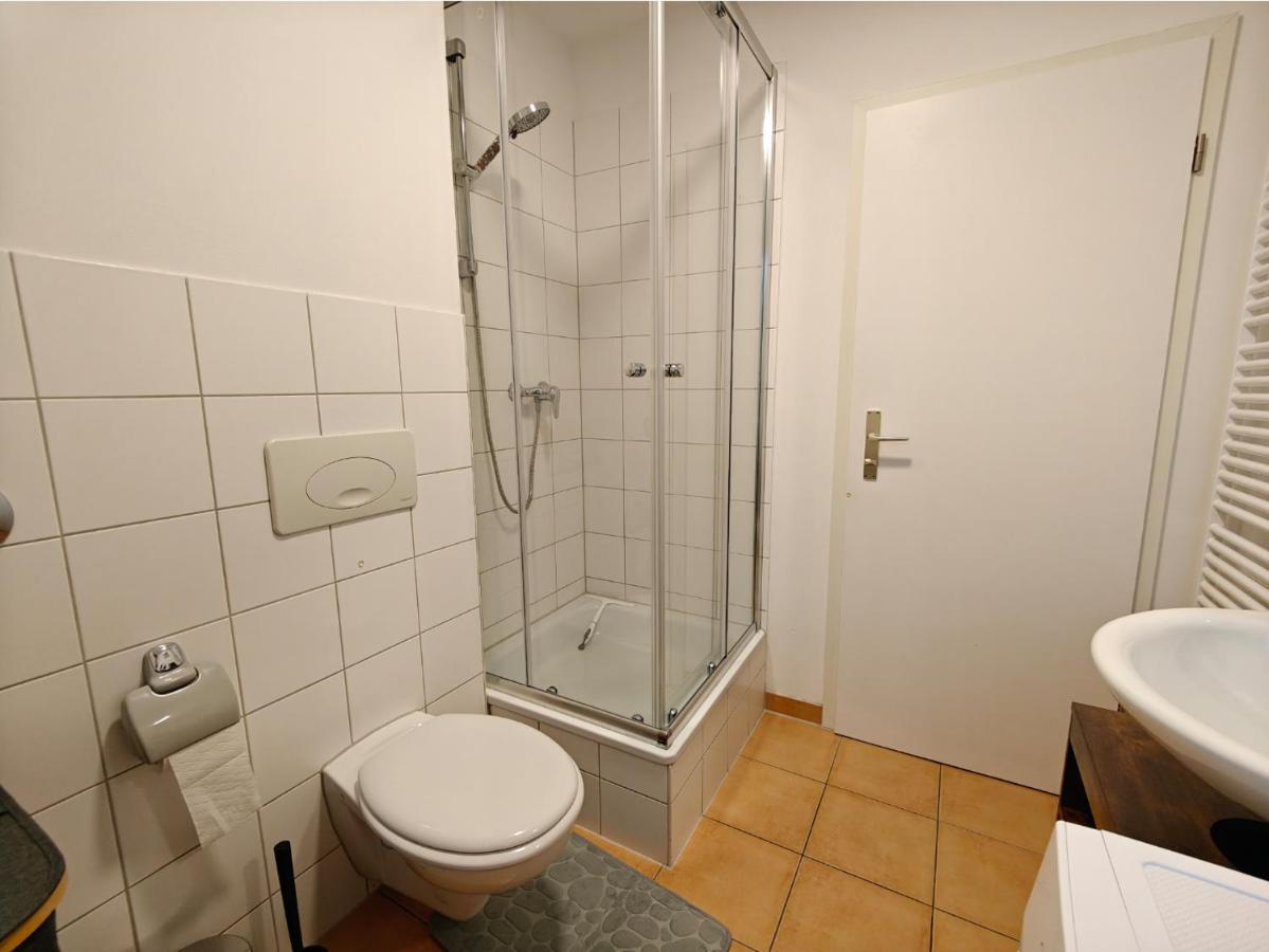 2Br Apartment, Parking, Wi-Fi, Tv In Berlin Karow Berlim Exterior foto