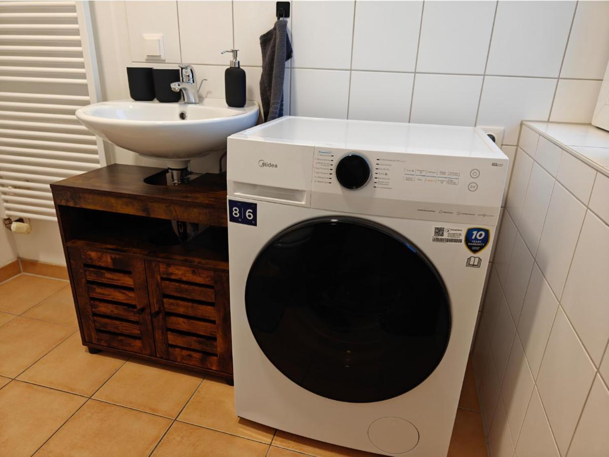 2Br Apartment, Parking, Wi-Fi, Tv In Berlin Karow Berlim Exterior foto
